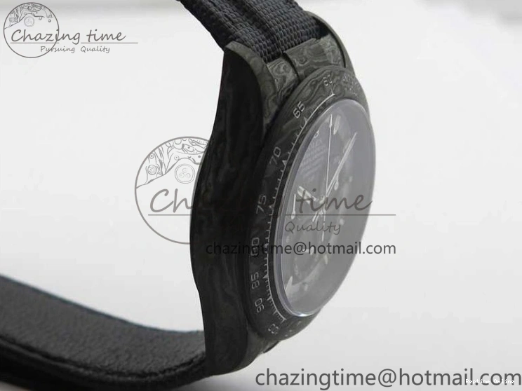 0601 Daytona DIW Carbon OMF Best Edition Black White Dial on Black Nylon Strap A OnTrend 2843